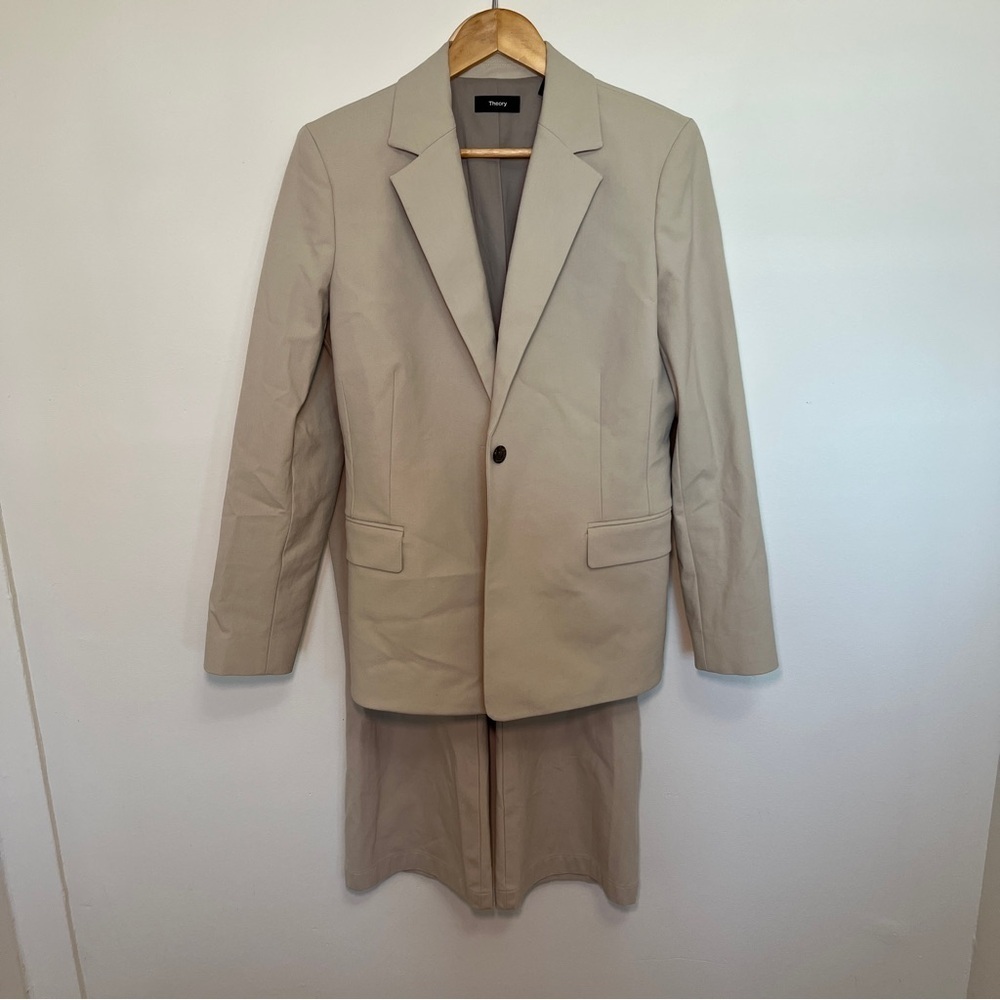 THEORY Sculpted Blazer & Bistretch Kick Pants Suit in Sand Size 10/12